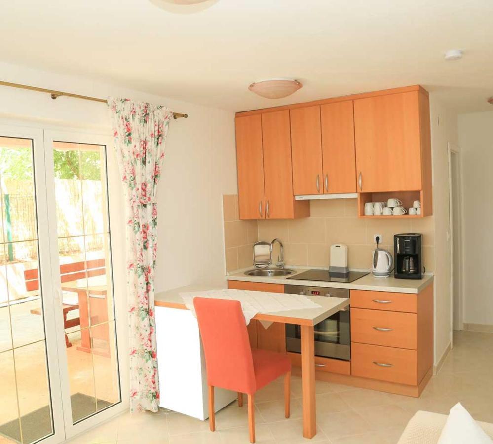 Adrian-Apartments-51511-Malinska-Otok-Krk Primorska 21 Extérieur photo